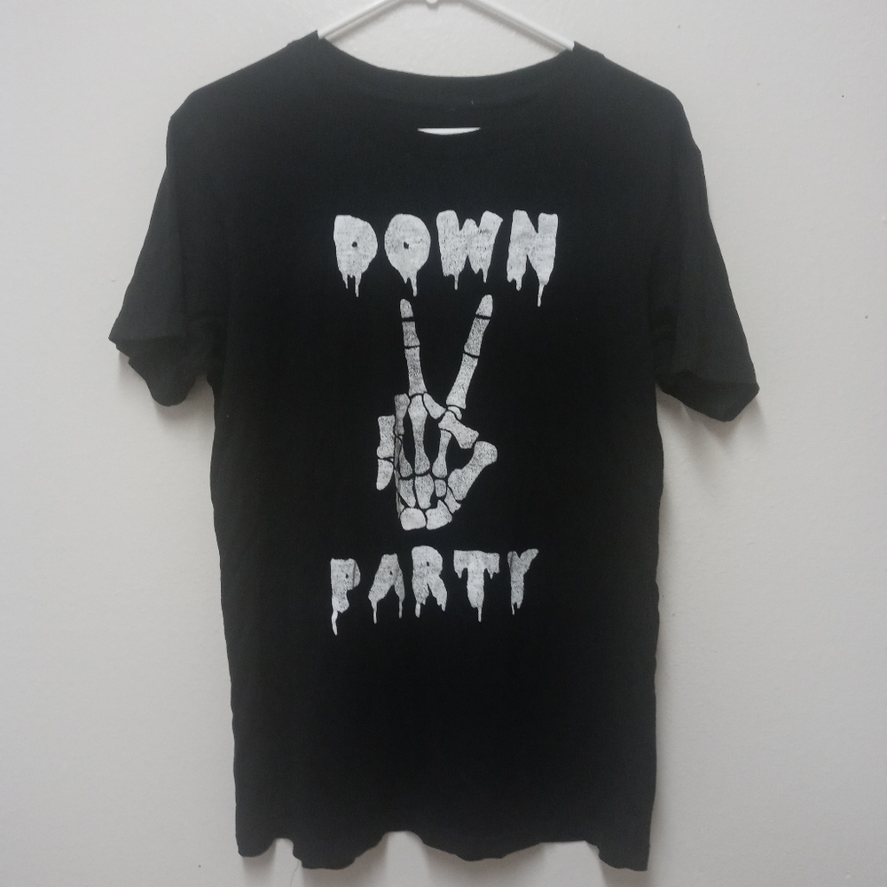 Skelton party Tee